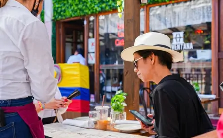 अमेरिका के  एक होटल में शख्स ने $13 के बिल पर दिया $3,000 का टिप, होटल को चुकानी पड़ी कीमत