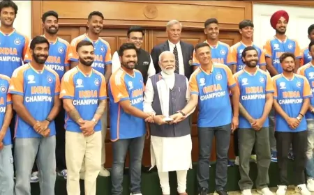 भारत की T20 विश्व चैंपियन टीम दिल्ली पहुंची, नाश्ते पर प्रधानमंत्री से मुलाकात की