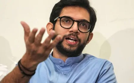 BCCI पर आदित्य ठाकरे पर साधा निशाना, विश्व कप फाइनल को लेकर कही बड़ी बात
