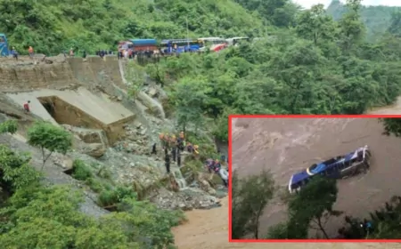 नेपाल में भूस्खलन ने मचाई तबाही, यात्रियों से भरी दो बसें नदी में गिरी, 5 से ज्यादा भारतीय लोगों की मौत 