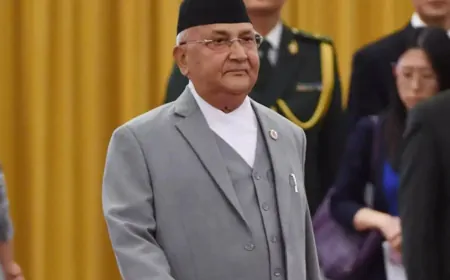 नेपाल के प्रधानमंत्री के रूप में के पी शर्मा ओली ने शपथ ली