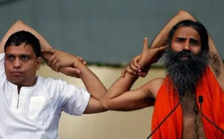 पतंजलि ने रोकी 14 उत्पादों की बिक्री,  SC के भड़कने पर मांगी थी माफी