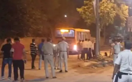 एक बार फिर मिली DTC बस में बम होने की धमकी, इलाके में फैली दहशत