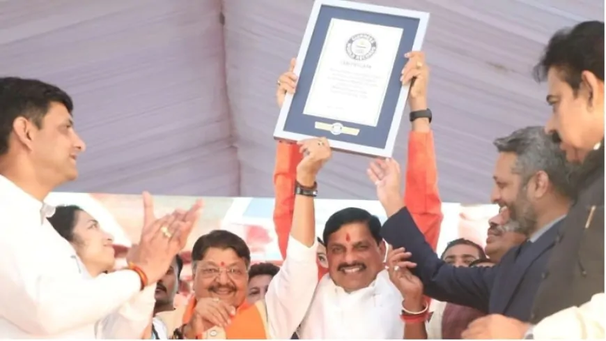 Indore ने रचा इतिहास, 24 घंटे में 12 लाख पेड़ लगाकर बनाया Guinness Book of World Record