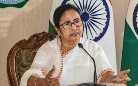 ममता बनर्जी ने इस व्यक्ति के नाम कर दी 1 रुपये में 350 एकड़ जमीन! हाईकोर्ट पहुंचा मामला