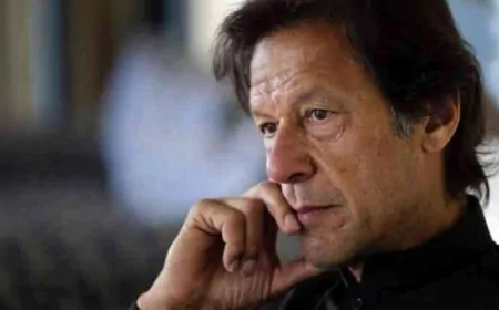 इमरान की पार्टी इस्लामाबाद में रैली निकालने पर अड़ी, सरकार ने मंजूरी नहीं दी