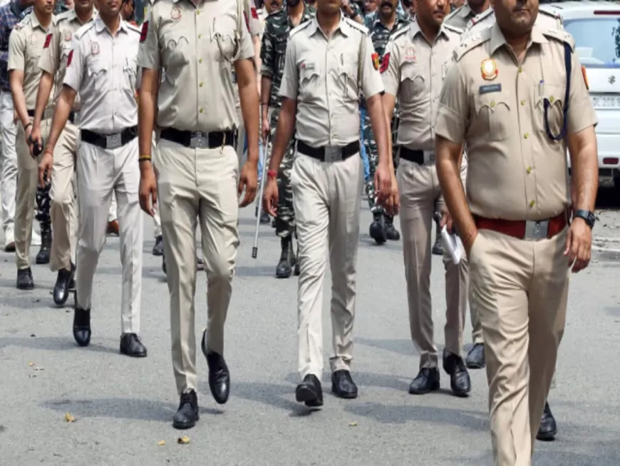 ये कैसी रखवाली, पुलिस हिरासत से 2 गाड़ियां चोरी, जानें पूरा मामला