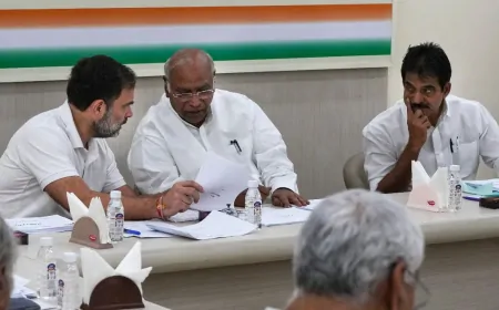 AAP-कांग्रेस गठबंधन में सीट शेयरिंग को लेकर फंसा पेच, 50 सीटों पर अकेले चुनाव लड़ सकती है AAP- सूत्र 