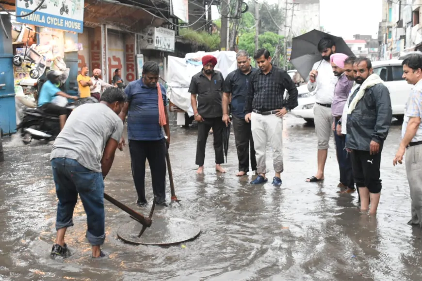 जालंधर डीसी ने नगर निगम को शहर से बारिश के पानी का तुरंत निपटान सुनिश्चित करने के दिए निर्देश