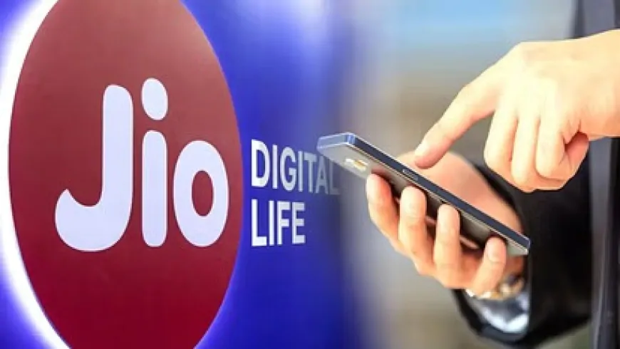 महंगे रिचार्ज की खत्म हुई टेंशन, Jio 182 रुपये वाले प्लान में डेली दे रहा 2GB डेटा