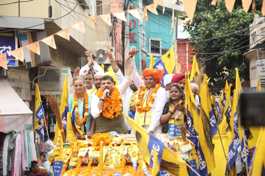 राज्यसभा सांसद संजय सिंह की उपस्थिति में सोहना से आप उम्मीदवार धर्मेंद्र खटाना ने भरा नामांकन