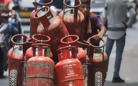 Free Gas Cylinder: सरकार ने महिलाओं को दिया दिवाली तोहफा, फ्री में मिलेगा गैस सिलेंडर