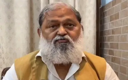 अनिल विज ने लगाई मंत्री पद की हैट्रिक, बैंक की नौकरी छोड़ सुषमा स्वराज की सीट से लड़े थे चुनाव, जानें विज का राजनीतिक इतिहास