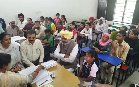 विद्यार्थियों, माता-पिता और शिक्षकों के बीच संवाद को मजबूत करने में सहायक है मेगा PTM - हरपाल सिंह चीमा