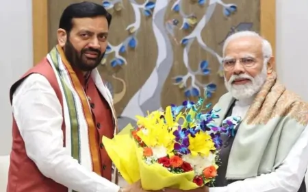 PM मोदी से मिले मुख्यमंत्री नायब सिंह सैनी, विकास योजनाओं पर की चर्चा