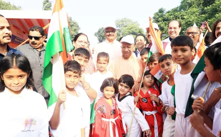 CM योगी ने सरदार वल्लभ भाई पटेल की जयंती पर उन्हें श्रद्धांजलि दी, 'रन फॉर यूनिटी' को हरी झंडी दिखाकर किया रवाना