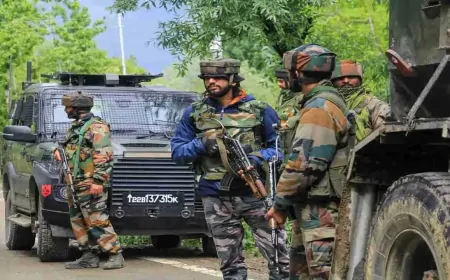 जम्मू-कश्मीर : सोपोर में सुरक्षाबलों और आतंकियों के बीच मुठभेड़, 2 आतंकी हुए ढेर