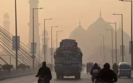 दुनिया में सबसे ज्यादा प्रदूषित पाकिस्तान का ये शहर, AQI 1900 के पार