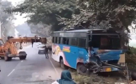 हरदोई में दर्दनाक सड़क हादसा ! शादी से लौट रहे 5 बारातियों की मौत, 4 गंभीर घायल