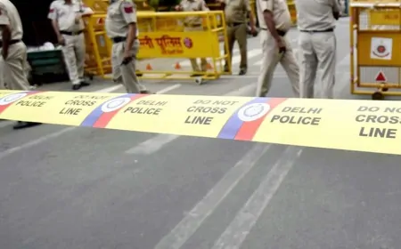 Delhi News: दिल्ली के गोविंदपुरी में चाकूबाजी की घटना, दो भाइयों पर हमला