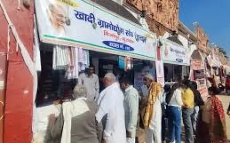 खादी ग्रामोद्योग द्वारा स्वरोजगार स्थापित करने के लिए प्रदान किए जा रहे है औजार और मशीन