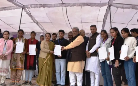 रोजगार मेले में मंत्री कृष्ण लाल पंवार ने युवाओं को दिए जॉब लेटर, महिलाओं के लिए सांझा बाजार खोलने की घोषणा