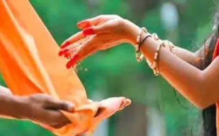 महाकुंभ में स्नान करने के बाद इन चीजों का दान करना ना भूलें, पितर होंगे प्रसन्न!