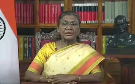 राष्ट्र के नाम संबोधन में बोलीं राष्ट्रपति द्रौपदी मुर्मू - 'संविधान हमारी सामूहिक अस्मिता का आधार'