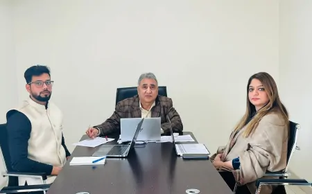 सार्वजनिक सेवाओं में देरी, सरकारी कर्मचारियों पर लगेगा 5000 रुपये तक का जुर्माना: वीके जंजूआ