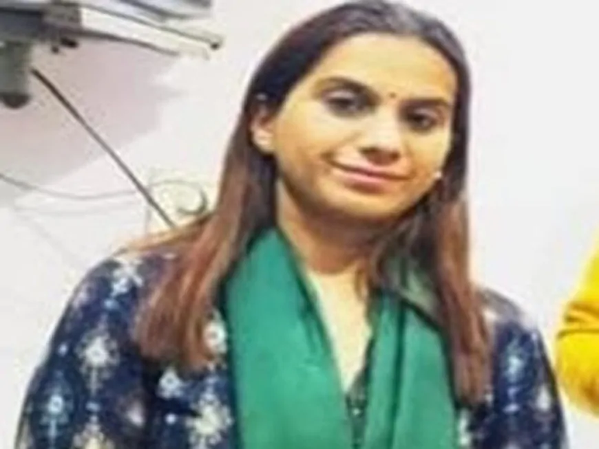 जमीन बिक्री के मामले में महिला तहसीलदार पर केस दर्ज