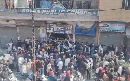 Delhi Election 2025 Voting: मतदान के बीच सीलमपुर समेत इन जगहों पर हुआ हंगामा