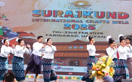 सूरजकुंड मेले में कलाकारों ने चौपाल पर बिखेरी कला और संस्कृति की छटा, नृत्य से जीता पर्यटकों का दिल