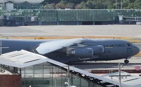 अमेरिका से भारतीयों को लेकर तीसरा विमान पहुंचा अमृतसर एयरपोर्ट, जानें कितने लोग हैं सवार