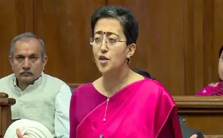 दिल्ली विधानसभा में नेता प्रतिपक्ष होंगी आतिशी, AAP विधायक दल की बैठक में फैसला