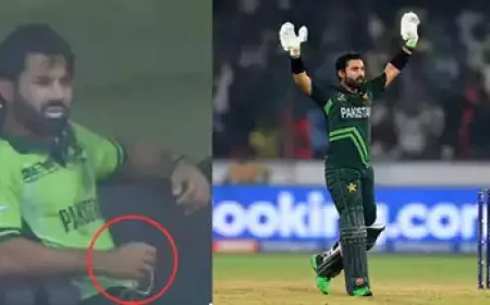 'तस्बीह' के साथ दिखे  पाक कप्तान मोहम्मद रिजवान, VIDEO VIRAL