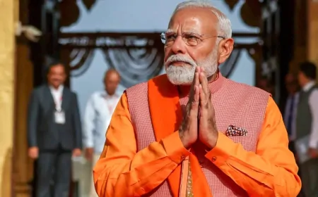 PM मोदी पहुंचे उत्तराखंड, मुखवा में की गंगा पूजा