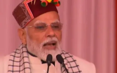 उत्तराखंड में बोले PM Modi- 'मां गंगा ने पहले काशी बुलाया, अब...'