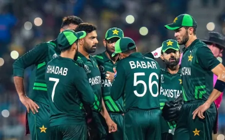 पाकिस्तान के खिलाड़ियों की मैच फीस में हुई कटौती, अब मिलेंगे महज 3100 रुपये 