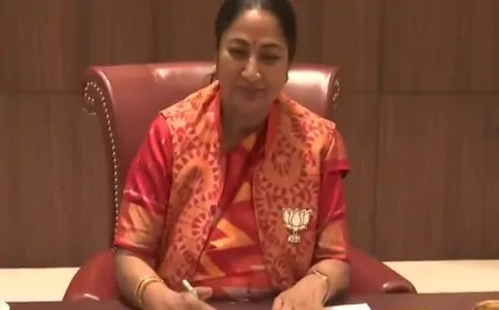 CM रेखा गुप्ता की किसान मोर्चा के साथ दिल्ली सचिवालय में  बैठक