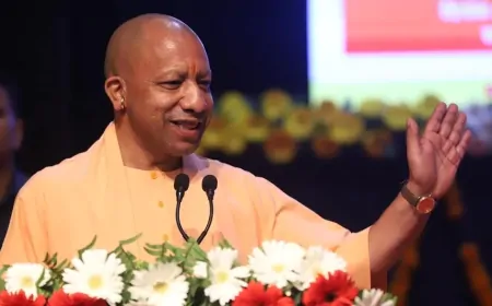 UP सरकार के 8 साल पूरे, CM योगी ने पेश किया रिपोर्ट कार्ड, गिनाई उपलब्धियां