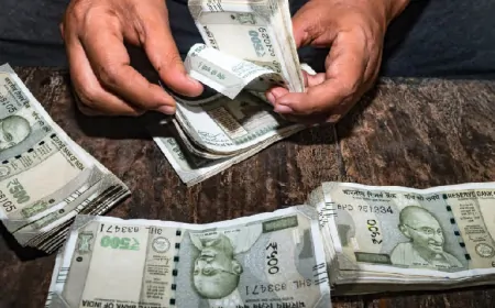 नकली नोट बनाने वाले 3 युवक गिरफ्तार, नकली नोट बनाने का सामान भी बरामद 