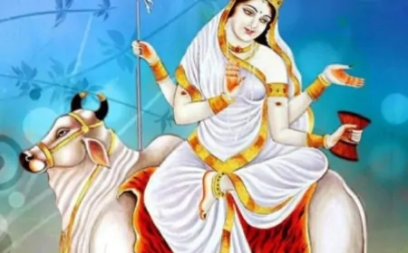 नवरात्रि के प्रथम दिन मां दुर्गा के किस स्वरुप की होती है पूजा, क्या है पूजा विधि ?