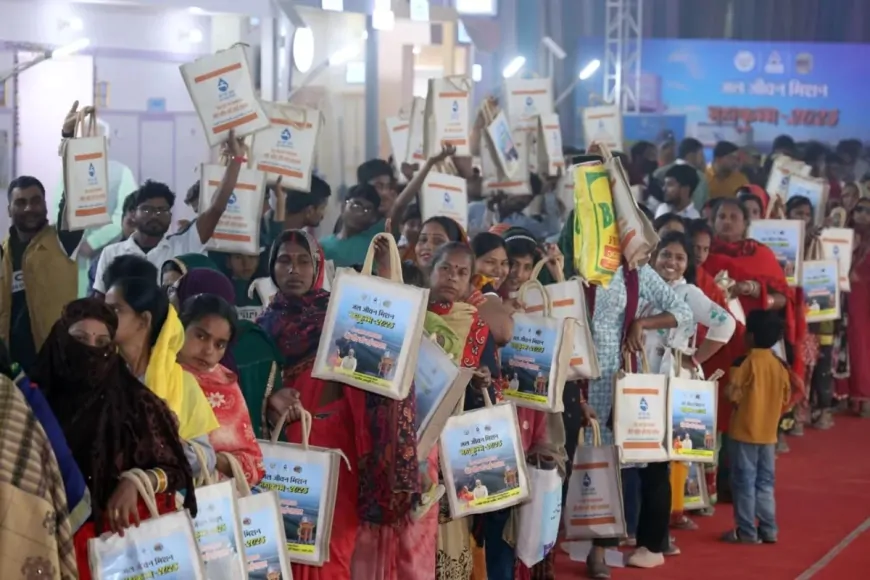 महाकुम्भ में संतों-श्रद्धालुओं को मिला दो हजार मीट्रिक टन सस्ता राशन, मार्च में भी मिलेगी सुविधा