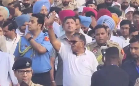 राज्यपाल की पदयात्रा का तीसरा दिन, तरनतारन में ग्राम रक्षा समितियों से की मुलाकात