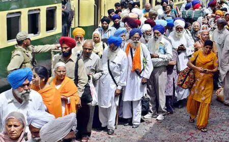 दिल्ली से पाकिस्तान गया सिख श्रद्धालुओं का जत्था वाघा बॉर्डर पर फंसा