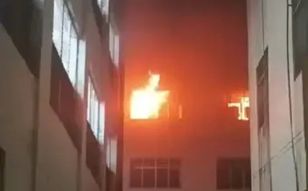 लोकबंधु अस्पताल में लगी आग, ICU में ऑक्सीजन सप्लाई बंद होने के कारण मरीज की हुई मौत