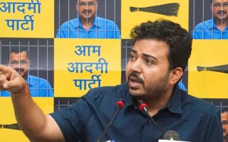 AAP नेता दुर्गेश पाठक के घर CBI की रेड, विदेशी फंडिंग मामले में CBI की जांच!