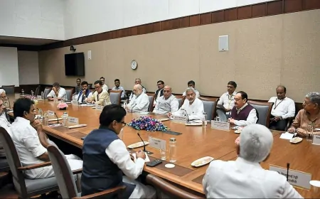 आतंकी हमले के बाद एक्शन में केंद्र सरकार, आज बुलाई सर्वदलीय बैठक, रक्षा मंत्री राजनाथ सिंह करेंगे अध्यक्षता