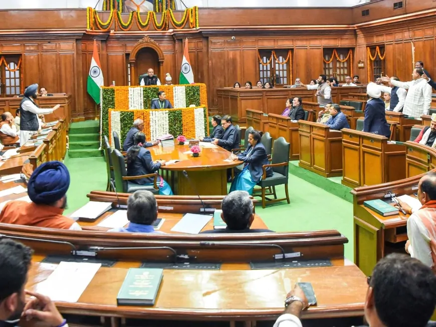 Delhi: दिल्ली विधानसभा में वायु प्रदूषण पर आज पेश होगी CAG रिपोर्ट