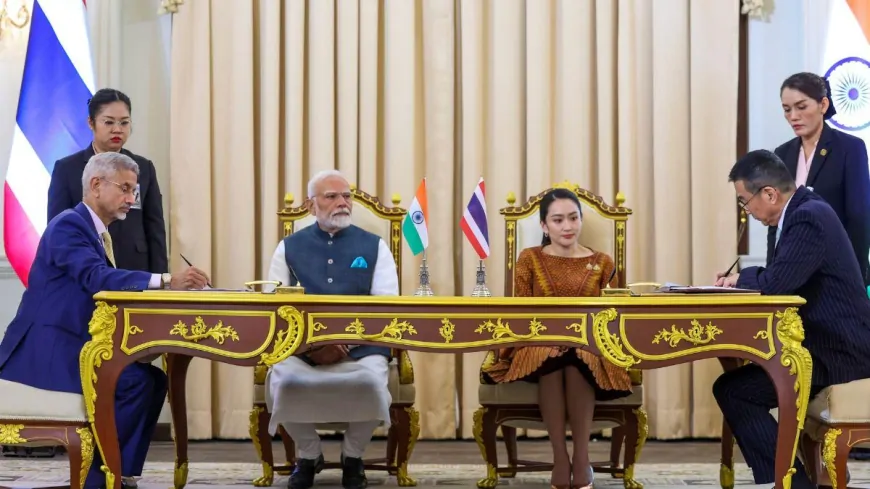 प्रधानमंत्री मोदी दो दिवसीय थाईलैंड दौरे पर, आज बिम्सटेक शिखर सम्मेलन में होंगे  शामिल